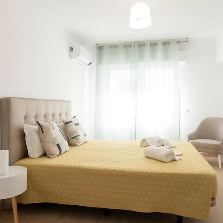 Apartment Miral Beachside 3 - By Hd *