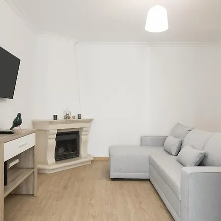 Апартаменты Miral Beachside 3 - By Hd *