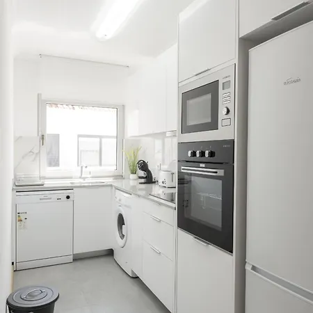 Apartment Miral Beachside 3 - By Hd *