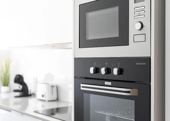 Miral Beachside 3 - By Hd * 알부페이라